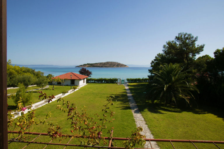 Home - Lagonisi Beach Resort